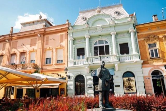 Lanterna Rooms City Center Novi Sad Buitenkant foto